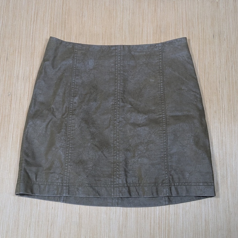 Free People Mini Skirt Olive Green‎ Faux Leather Women's 4 Festival Party Fall